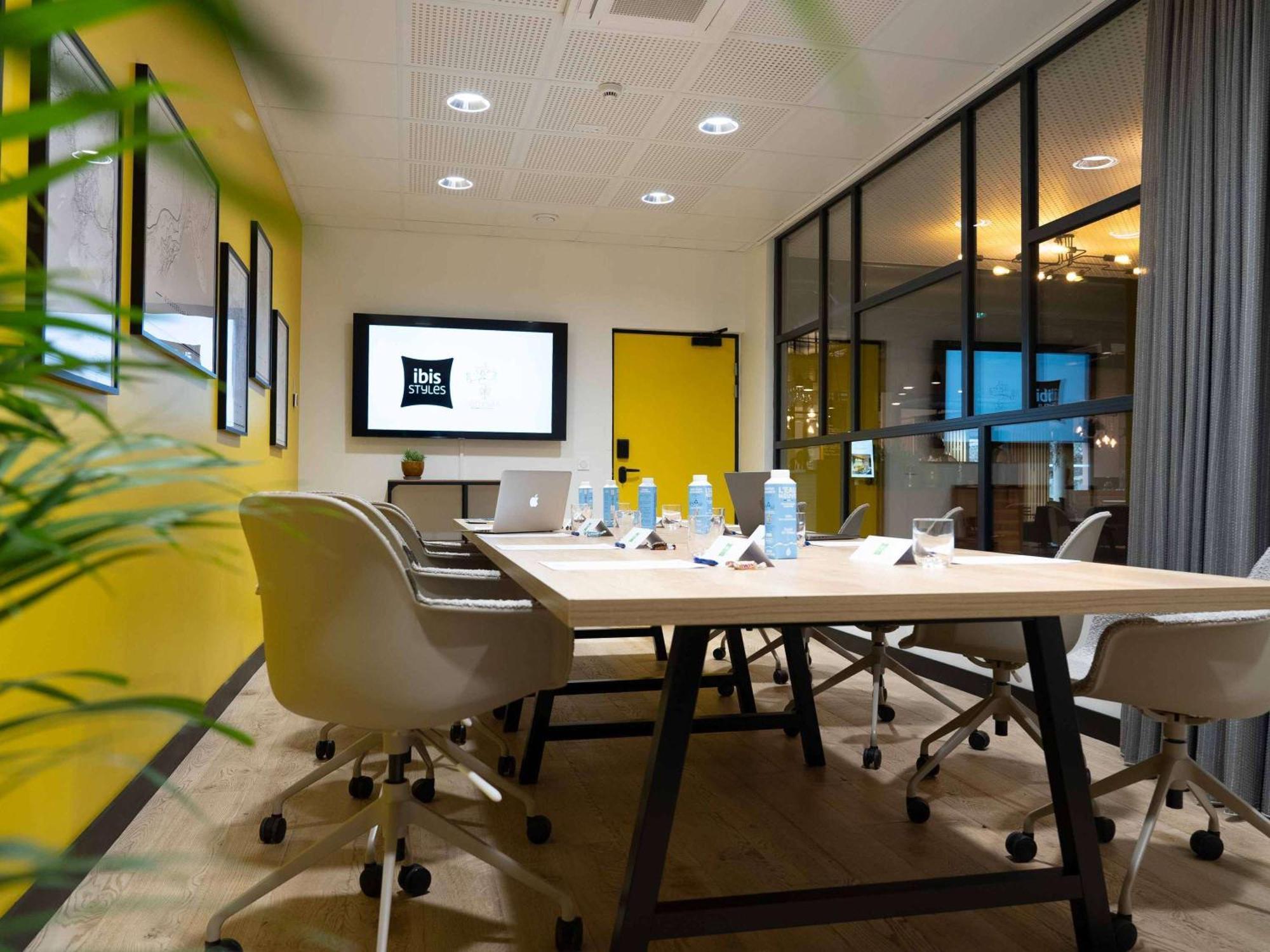 Hotel Ibis Styles Dreux Centre Gare Exteriér fotografie
